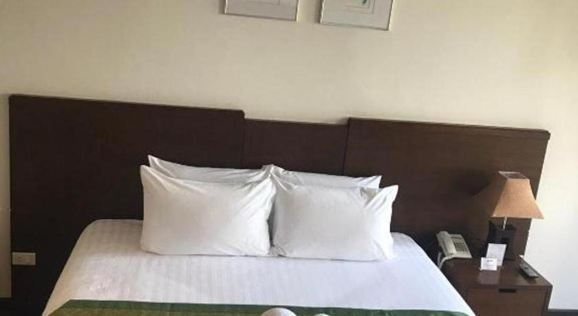 Hotel Suwan Golf & Country Club Nakhon Pathom Exterior foto