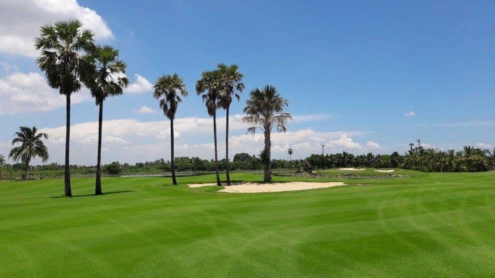 Hotel Suwan Golf & Country Club Nakhon Pathom Exterior foto
