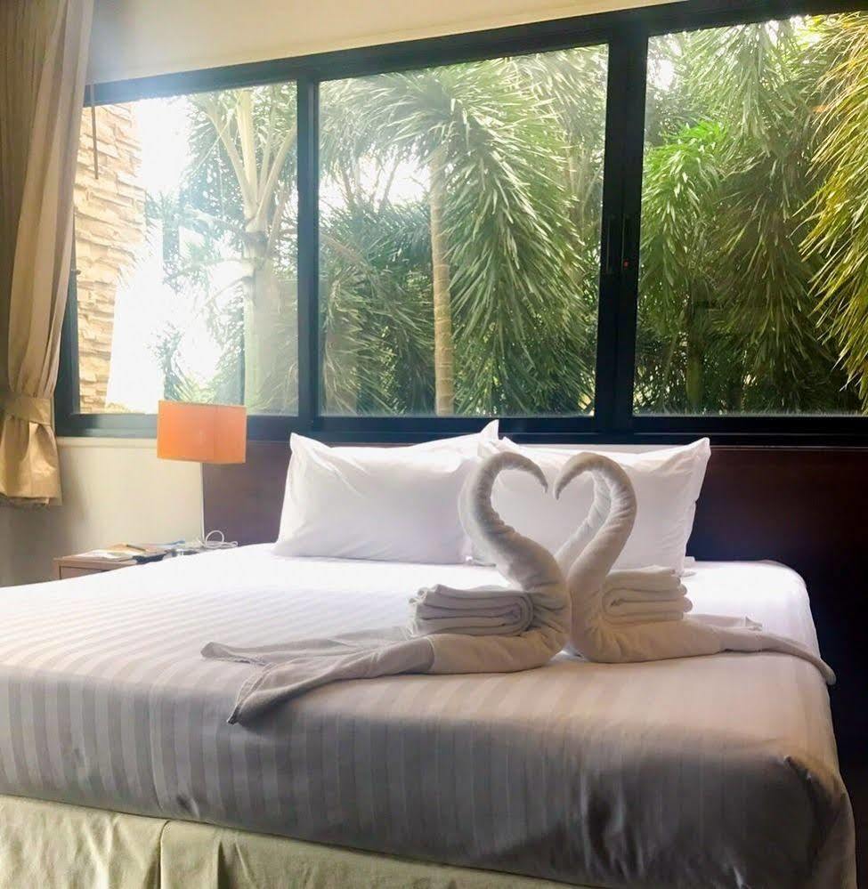 Hotel Suwan Golf & Country Club Nakhon Pathom Exterior foto