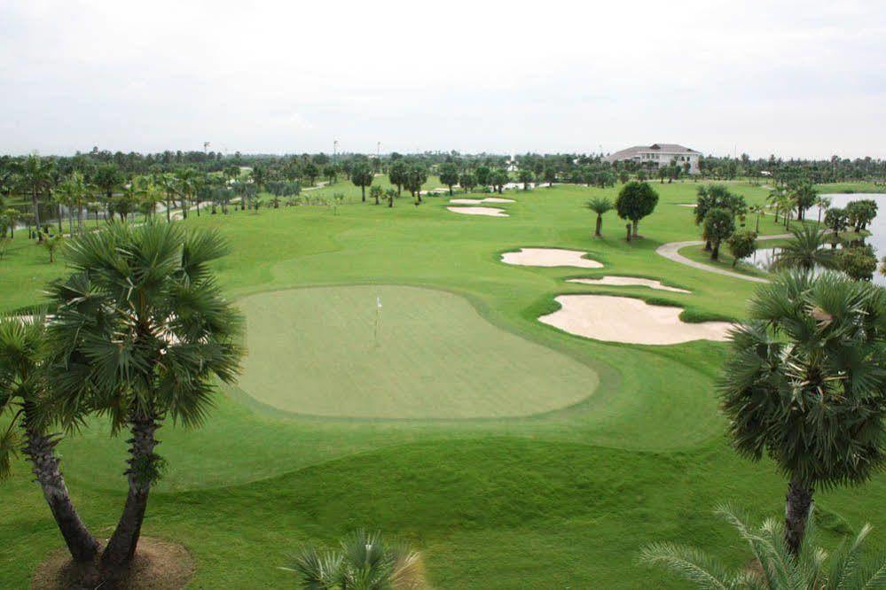 Hotel Suwan Golf & Country Club Nakhon Pathom Exterior foto
